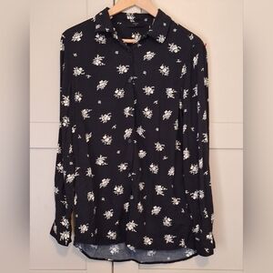Tahari Black and White Floral Top